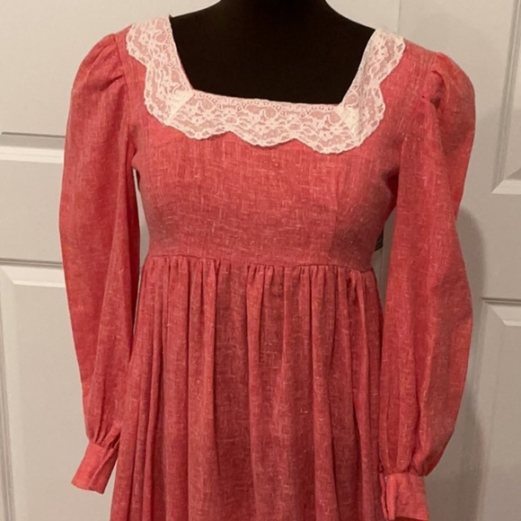 Handmade Vintage 70s Prairie Style Red Square Neckline Lace Dress Size Small? - Picture 2 of 12
